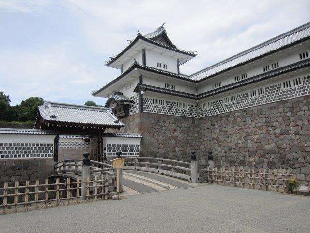 Kanazawa Castle in Kanazawa City     (Kanazawa Goodwill Guide Network)